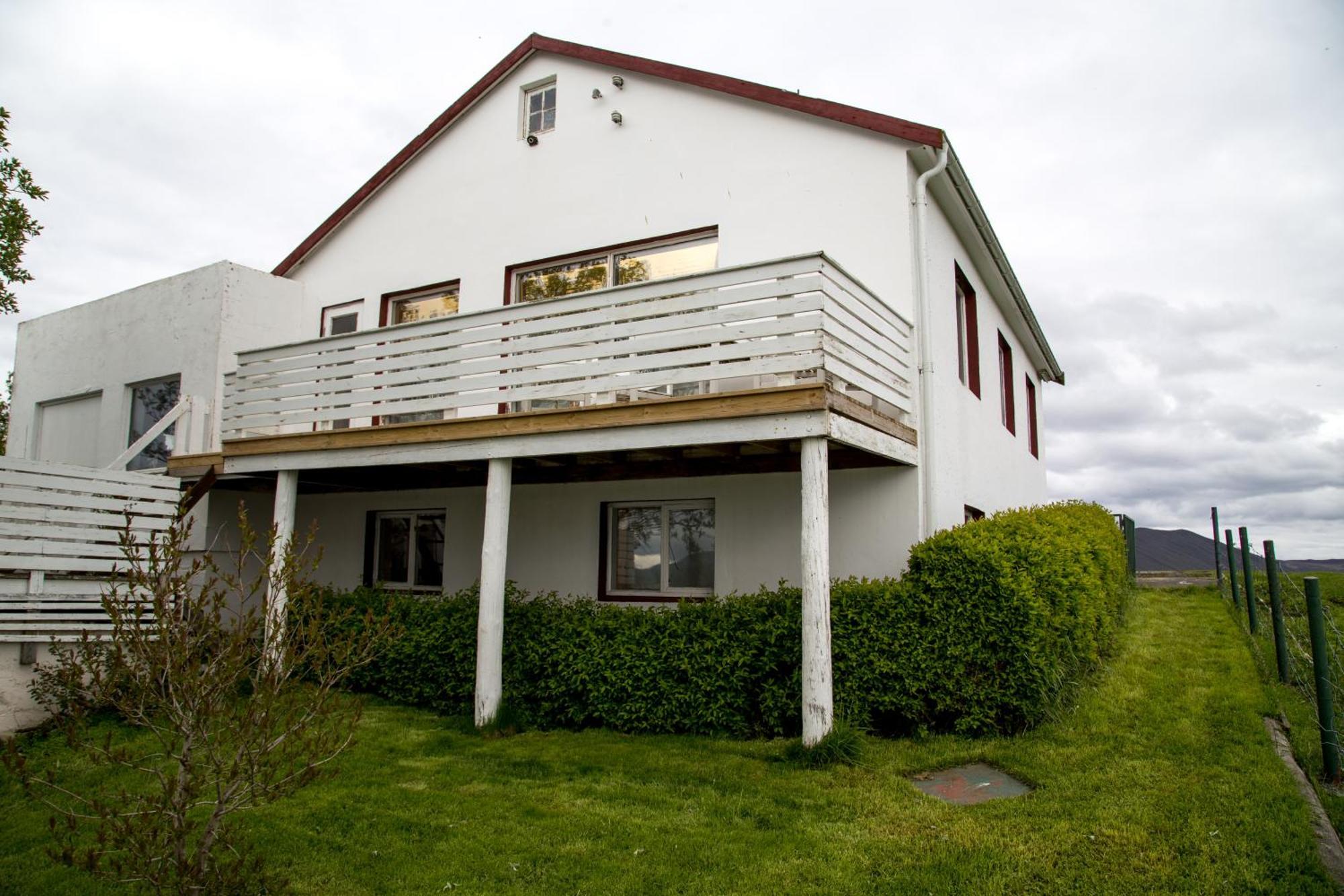 Dimmuborgir Guesthouse Myvatn Quarto foto